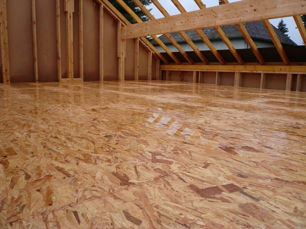 Panneau OSB extérieur et pluie