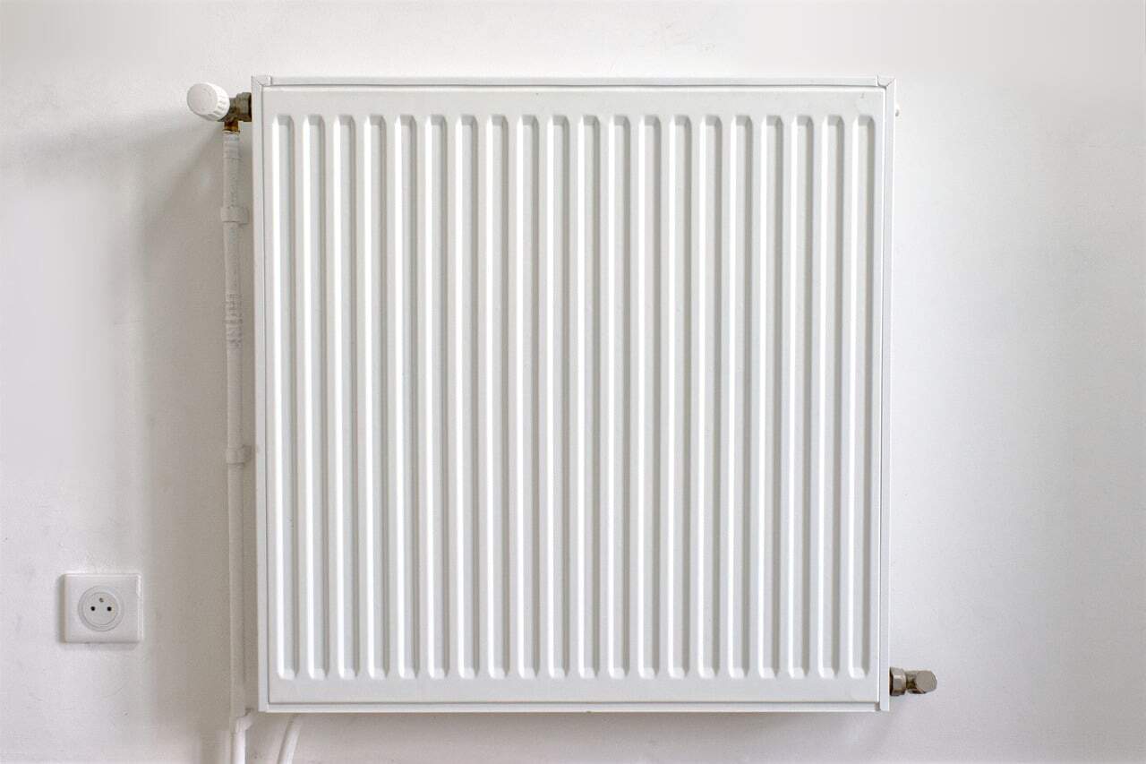 radiateur chaud en haut et froid en bas