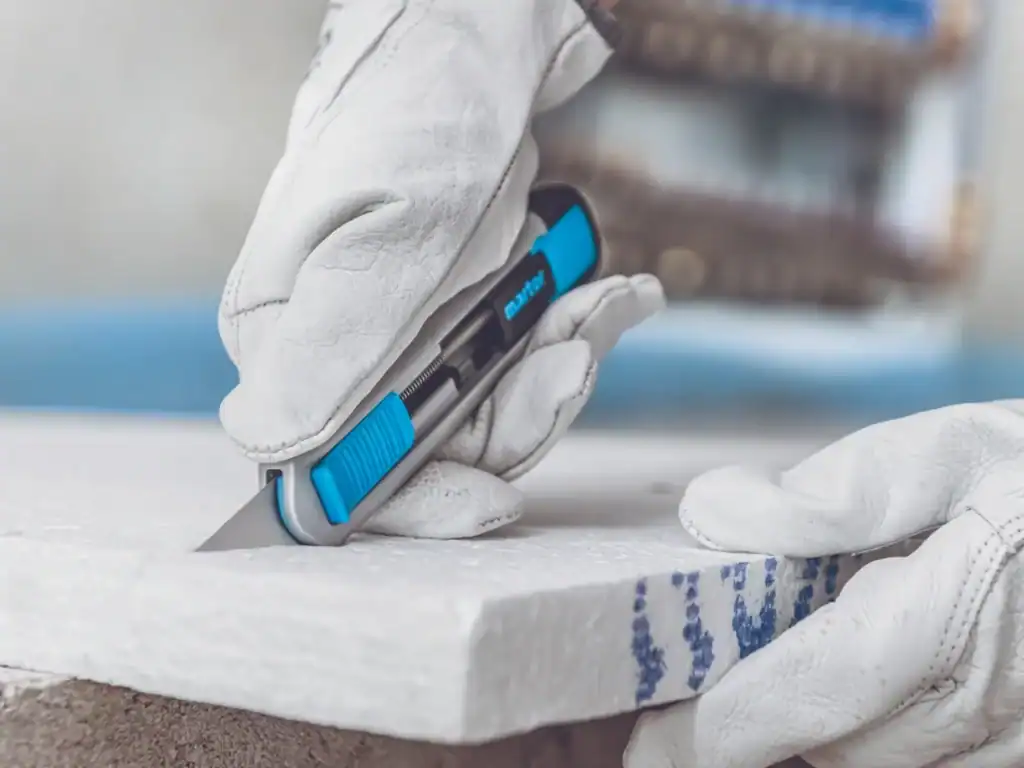 couper du polystyrène au cutter