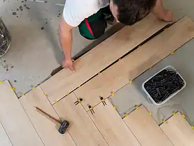 pose carrelage imitation parquet 1 4 3 4