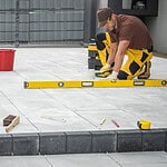 Jointoiement de carrelage extérieur