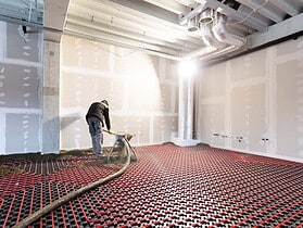 Plancher rafraîchissant