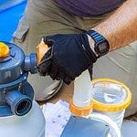 Pompe de piscine en panne