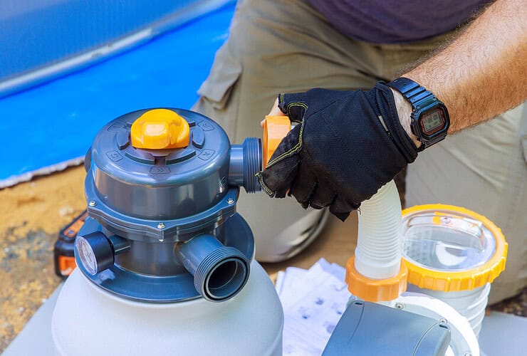 Pompe de piscine en panne
