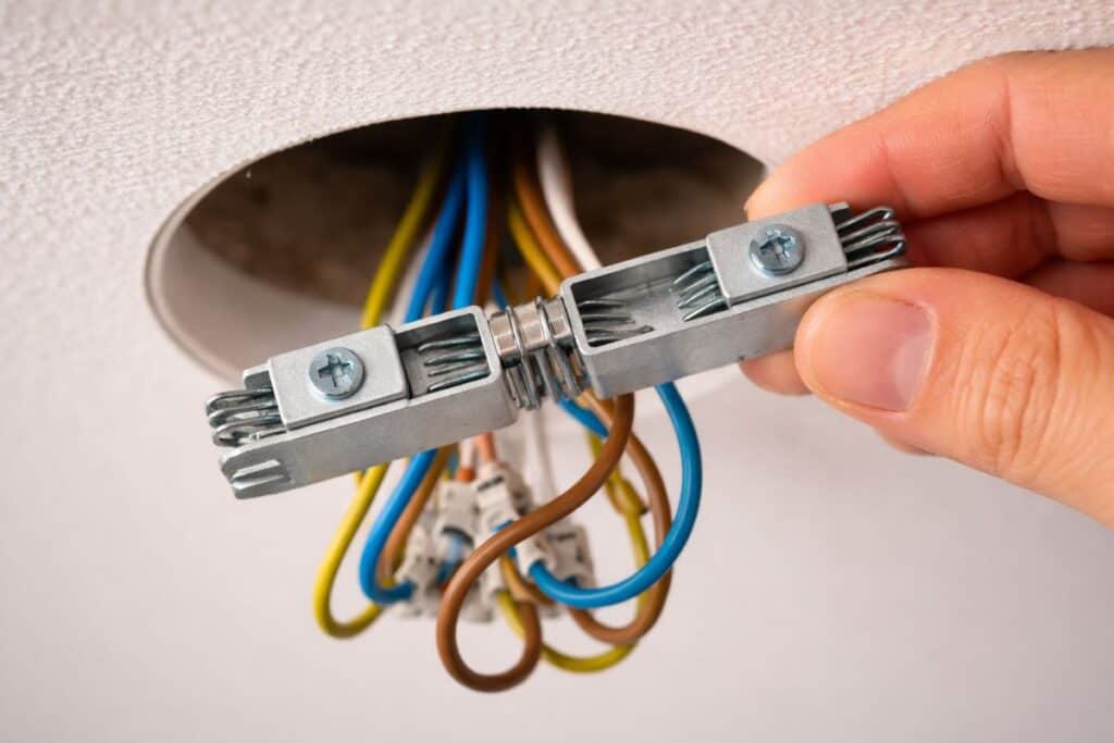 Remplacer un crochet DCL par une vis 1