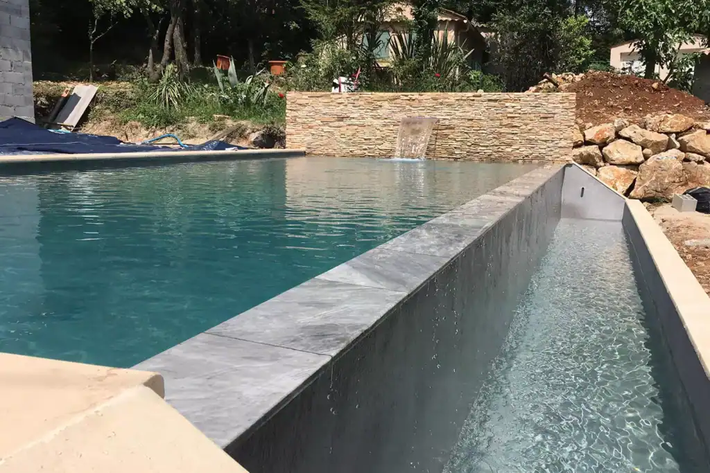 Piscines Diffazur béton armé