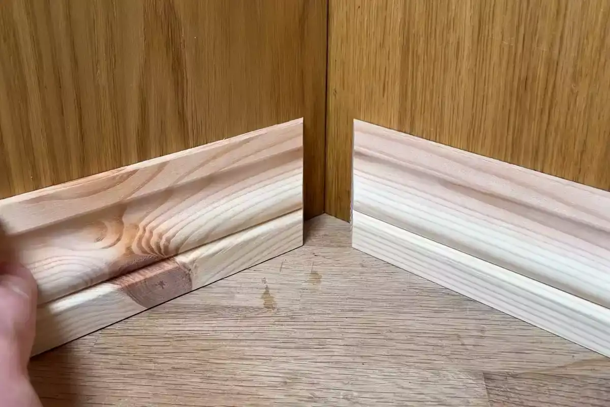 couper une plinthe en angle avis