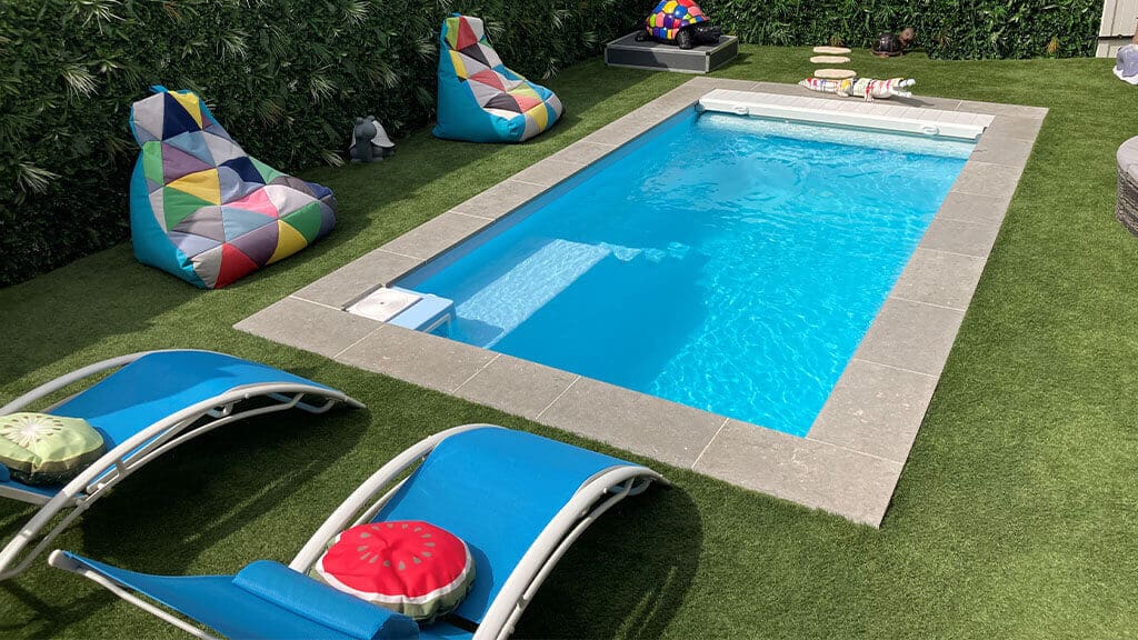 Alliance Piscine pose