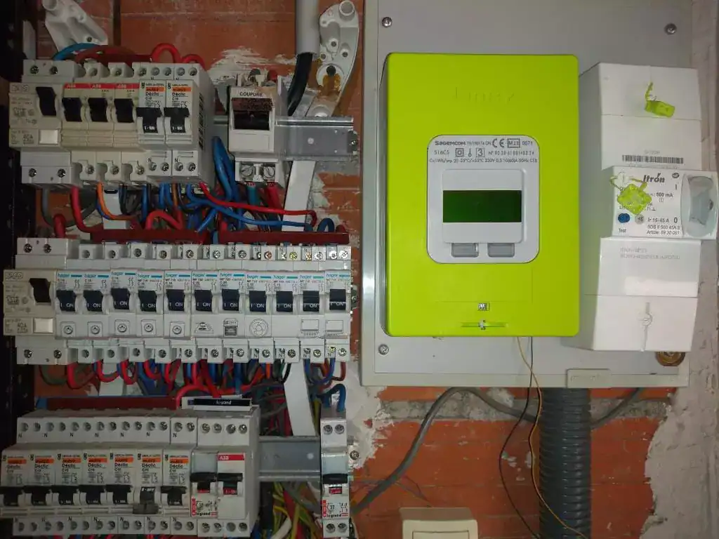 Ancien disjoncteur EDF avis
