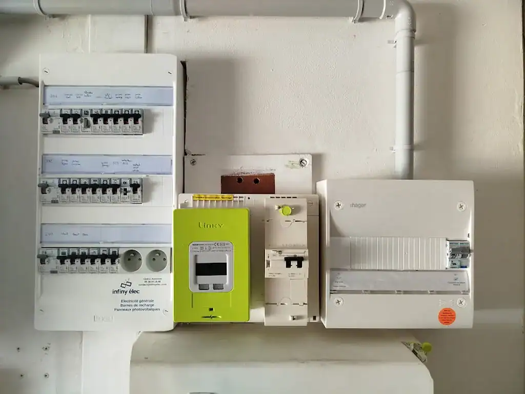Ancien disjoncteur EDF