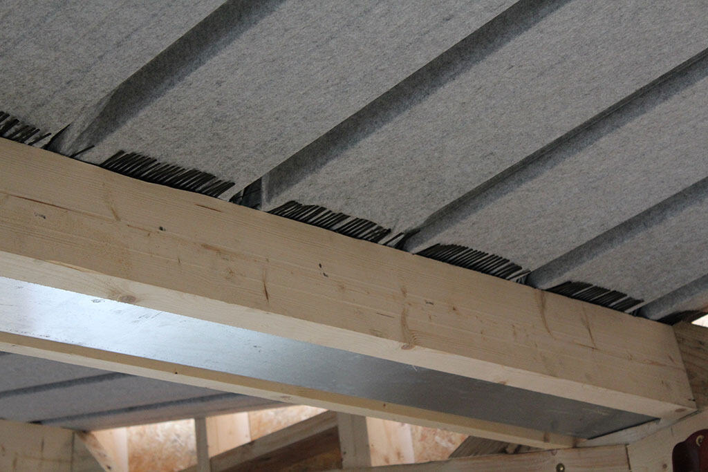 Film anti-condensation sous un bac acier avis