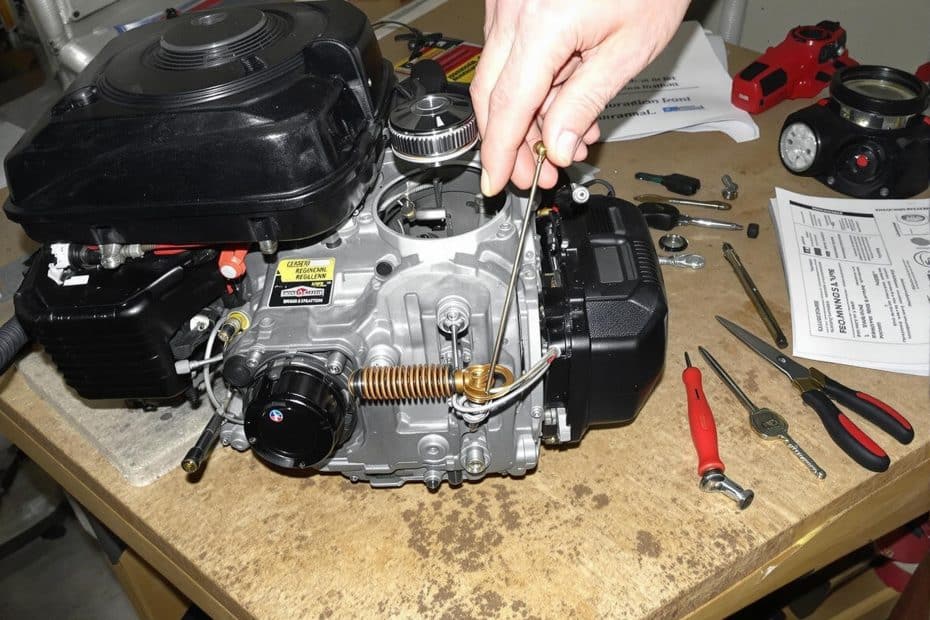 Position du ressort de carburateur Briggs et Stratton avis