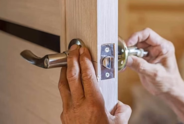 Poignée de porte impossible à enlever