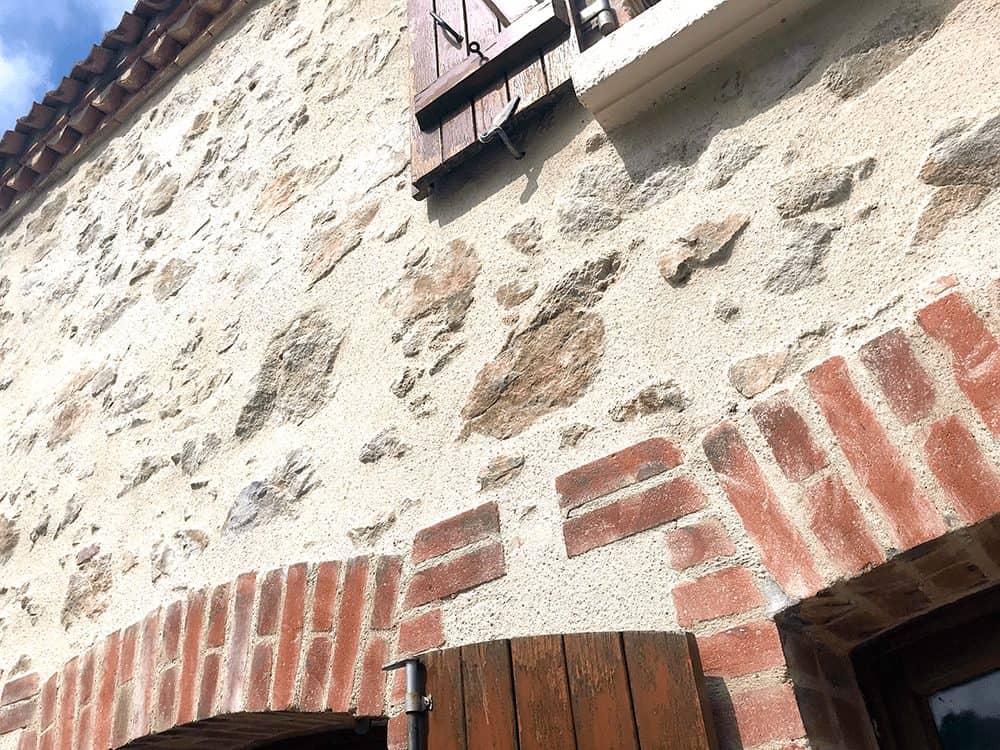 Enduit pour mur en pierre avis