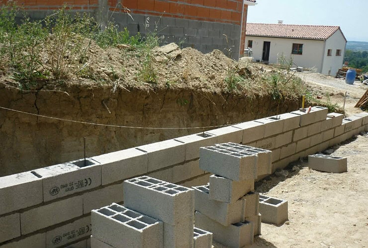 Fondation pour mur de soutènement choix