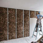 Isoler un mur en parpaing