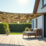 utiliser le filet de camouflage pour créer de l'ombre sur votre terrasse ? — l'utilisation de sandows est particulièrement recommandée car ils