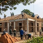 Début des travaux de construction d'une « Maison de la Croix-Rouge » dans la commune de Ba Dinh