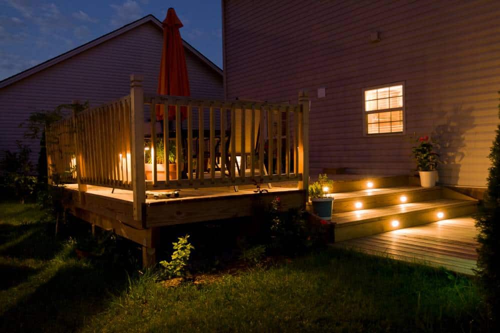 luminaire extérieur terrasse soirée