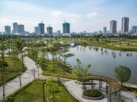 Les travaux de construction d'un parc et d'un jardin fleuri s'étendant sur plus de 11 hectares débutent à Hoang Liet (Hanoï)