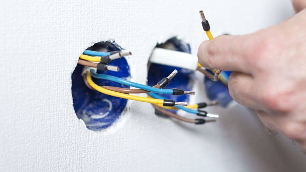 Plusieurs prises électriques ne fonctionnent plus causes
