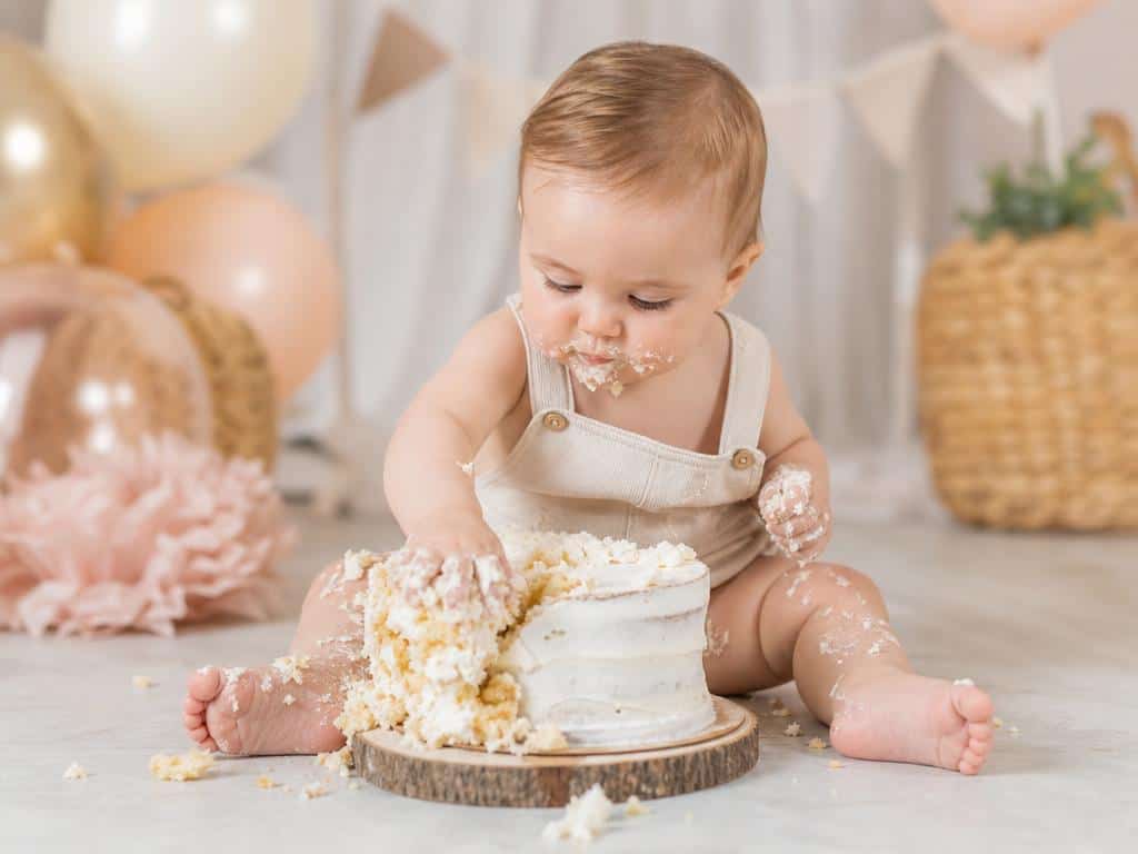 smash cake cake