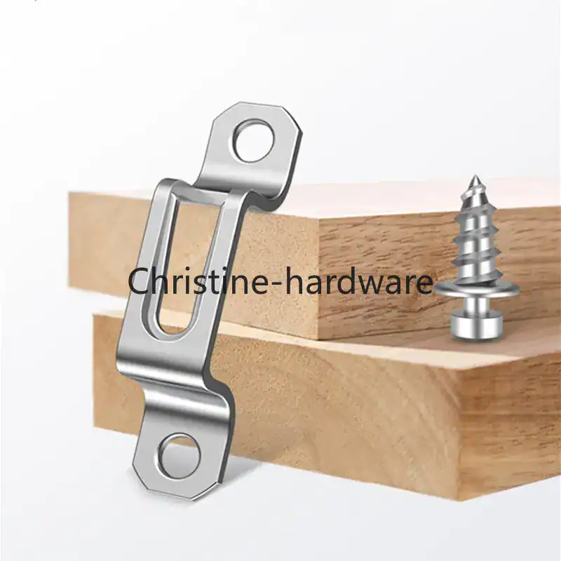 découvrez des alternatives fiables à la fixation de solives sans sabot pour assurer la solidité et la sécurité de vos structures bois.