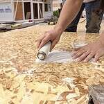 découvrez notre panneau osb extérieur offrant une excellente résistance à la pluie, idéal pour vos projets extérieurs durables et protégés contre l'humidité.