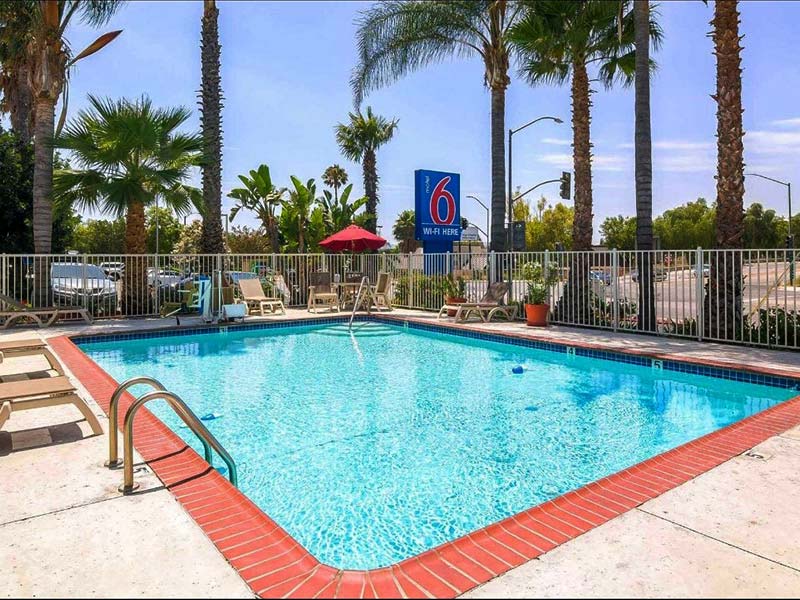 Motel 6 Simi Valley