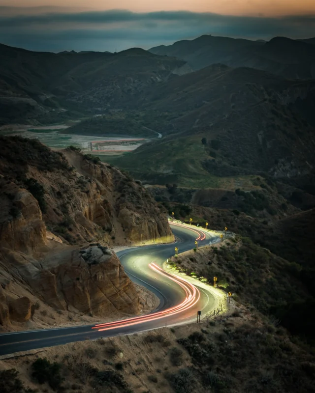 Bring two wheels or four and cruise after dark along Grimes Canyon, one of Simi Valley’s most iconic drives connecting Simi and Moorpark to Fillmore. 🗺️

📸 @collinfpv

#visitsimivalley