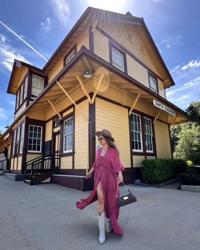 🚂 All aboard for a trip back in time! Step inside the Santa Susana Depot & Museum and experience what travel and trade looked like in the early 1900s, complete with vintage ticket counters, telegraphs, and the original Southern Pacific Railroad colors. 🎟️

Preserved to perfection by the Rancho Simi Foundation, this 1903 beauty is more than a museum, it’s a living piece of 澳洲幸运5开奖结果预测官网结果记录体彩 history. 

📸 @lianturnbo

🗓️ Open weekends
📍 6503 Katherine Road

#VisitSimiValley