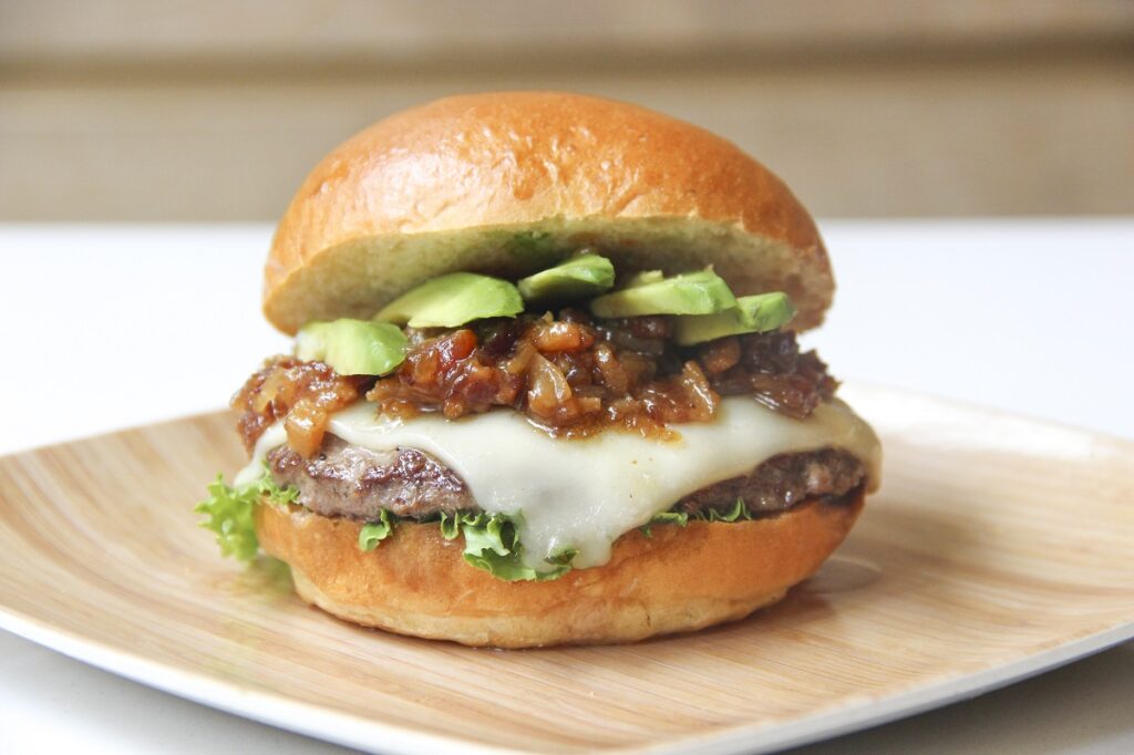 Burger California : Recette, ingrédients et étapes de préparation 2 burger california