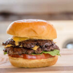 smash burger pain Recette du Pain Smash Burger : Ingrédients, Préparation et Conseils