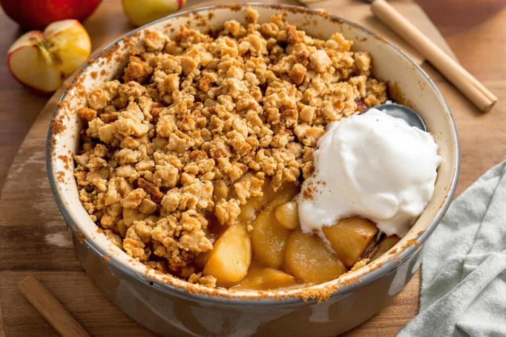 Crumble sans beurre : toutes les variantes légères et gourmandes 3 crumble aux pommes sans beurre