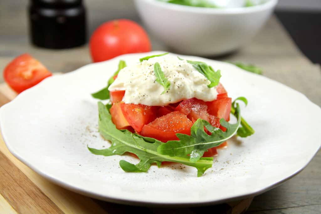 Stracciatella fumée : l’irrésistible rencontre entre crème filandreuse et saveur boisée 2 stracciatella fumée