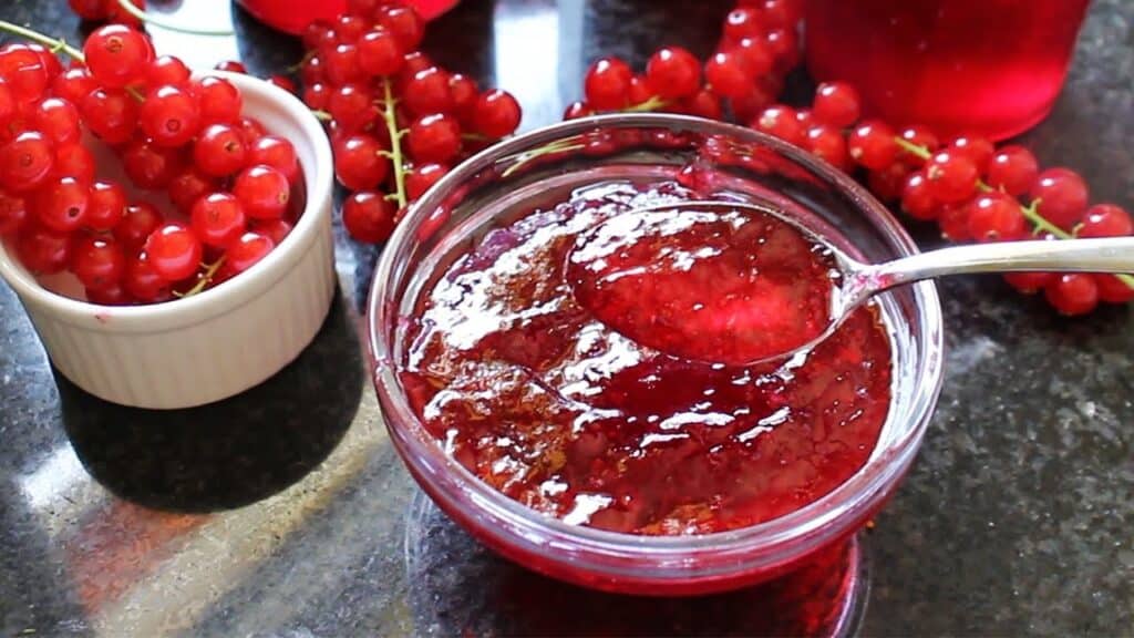 Gelée de groseille : Tout ce qu'il faut savoir pour la réussir 4 recette de gelee de groseilles