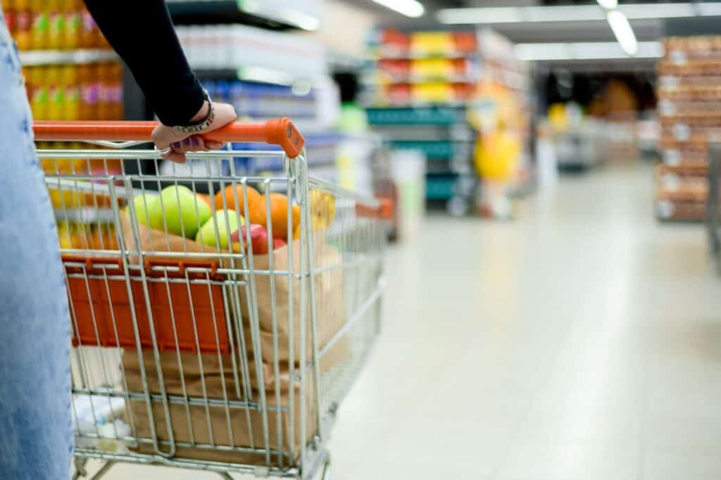 pourquoi consulter les offres en ligne est il plus avantageux pour le consommateur moderne Pourquoi vaut-il la peine d'utiliser les catalogues promotionnels ? Tout au même endroit grâce à Promoaccro