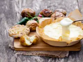 accompagnement camembert au four