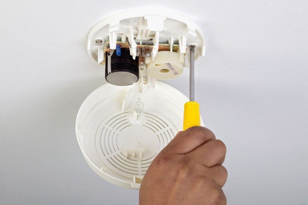 alarme incendie qui bip toutes les 30 secondes, alarme incendie qui bip toutes les 30 secondes,