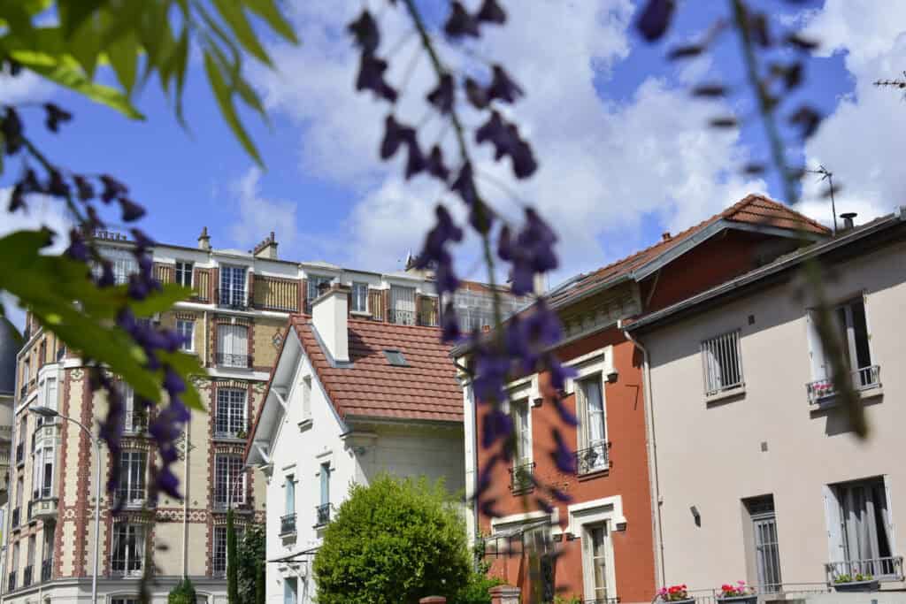 Courbevoie voyage