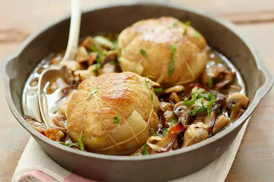 Recette de paupiettes de porc en cocotte au vin blanc recette