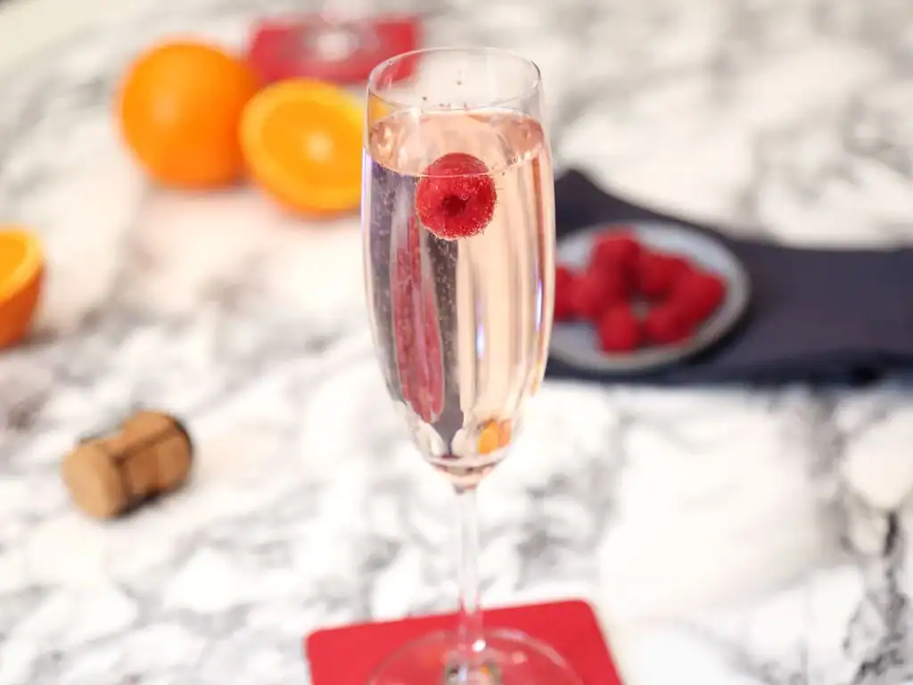 Soupe de champagne à la framboise dosage