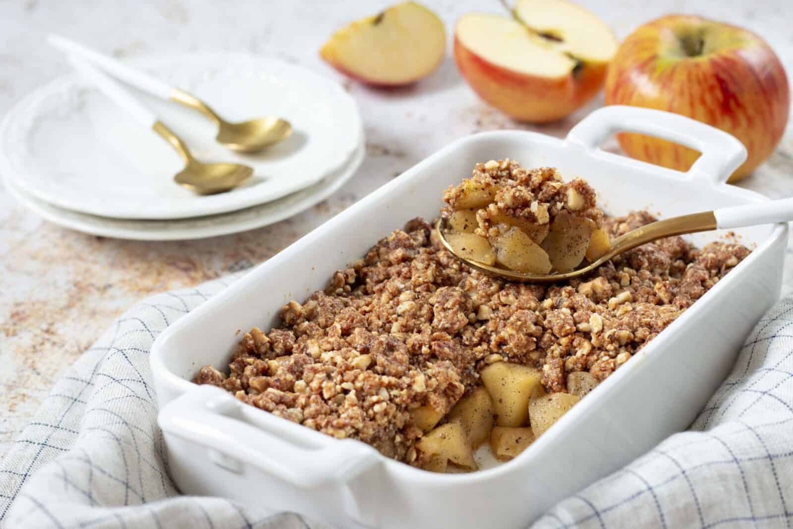 Crumble aux pommes et aux amandes 1