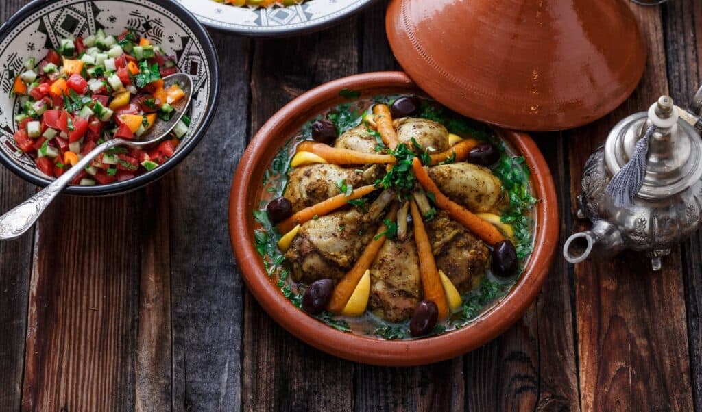 Quel vin choisir avec une tajine de poulet : les meilleurs accords selon les variantes 5 Quel vin choisir avec une tajine de poulet préparation