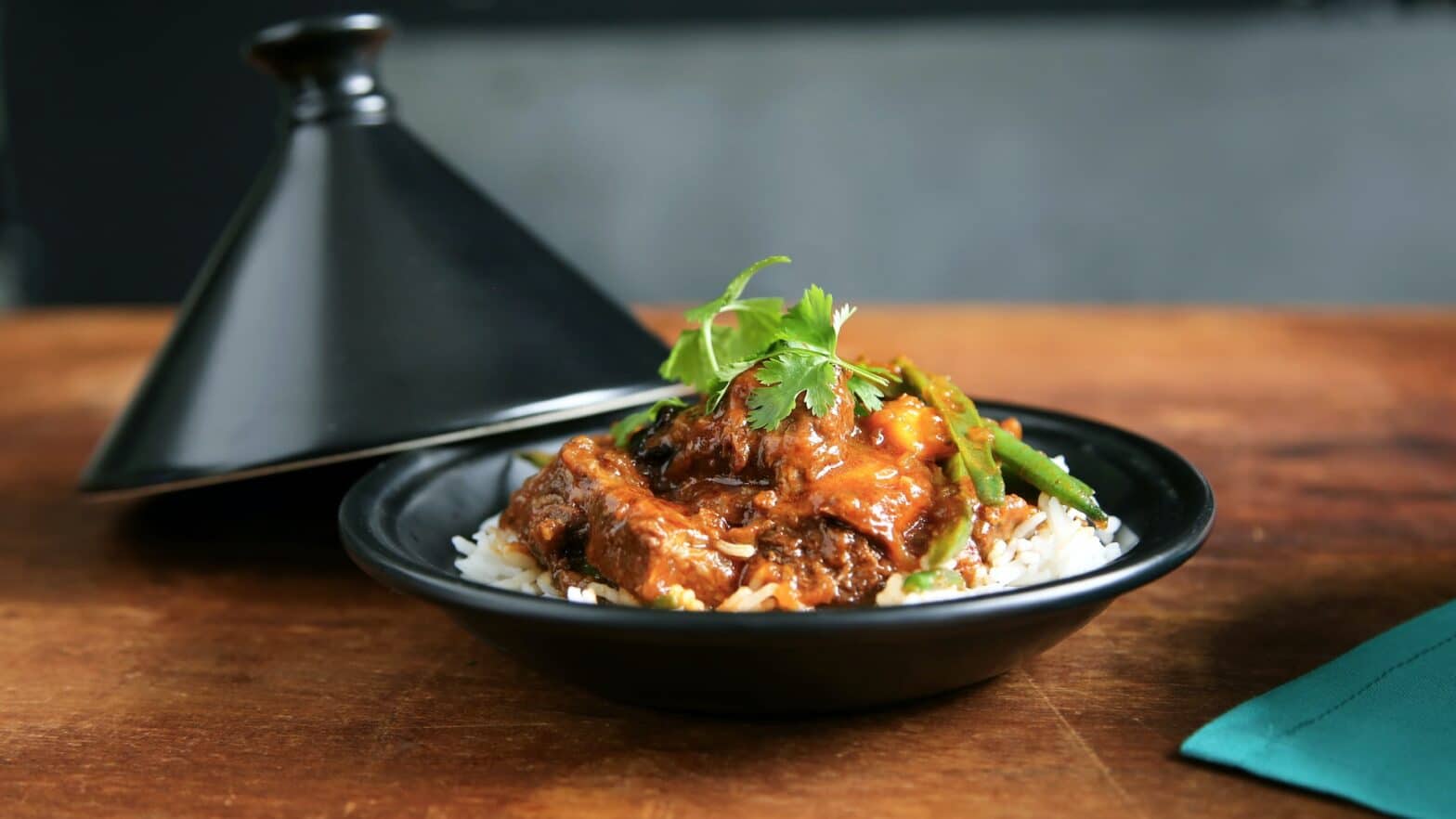 Quel vin choisir avec une tajine de poulet