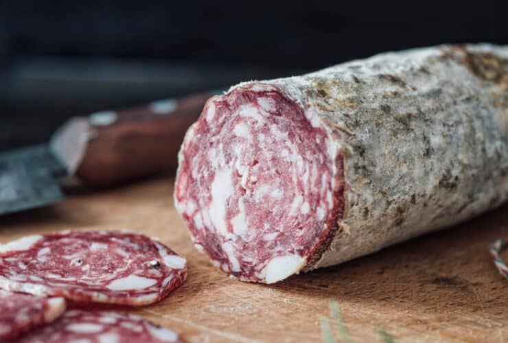 Saucisson périmé