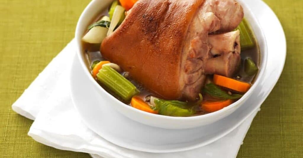 Cuisson du jarret de porc demi-sel : méthodes, temps et conseils pour un résultat parfait 2 jarret de porc demi-sel