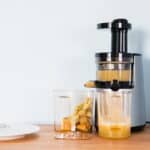 Extracteur de jus pour gelée de coing