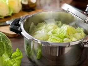 Cuisson du chou vert à la cocotte-minute