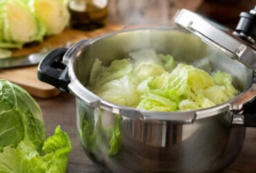Cuisson du chou vert à la cocotte-minute